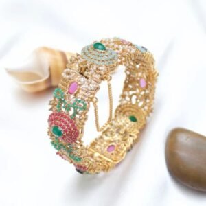 Single Luxury Naurattan Bangle